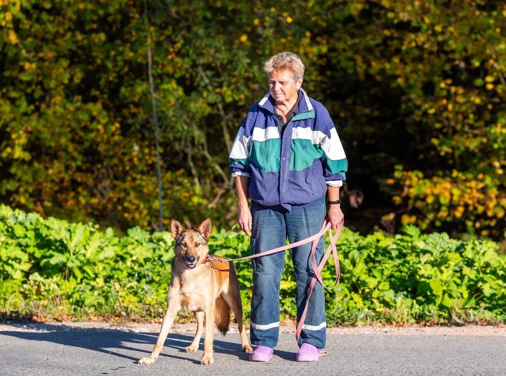 Naiti vrolijke roodharige photo 4